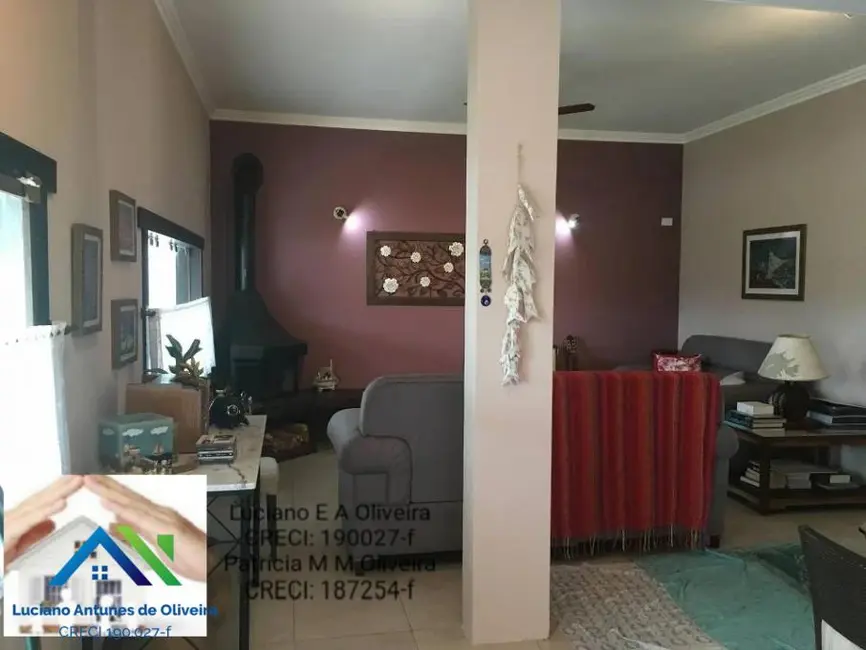 Foto 6 de Sobrado com 3 quartos à venda, 350m2 em Pontal de Santa Marina, Caraguatatuba - SP