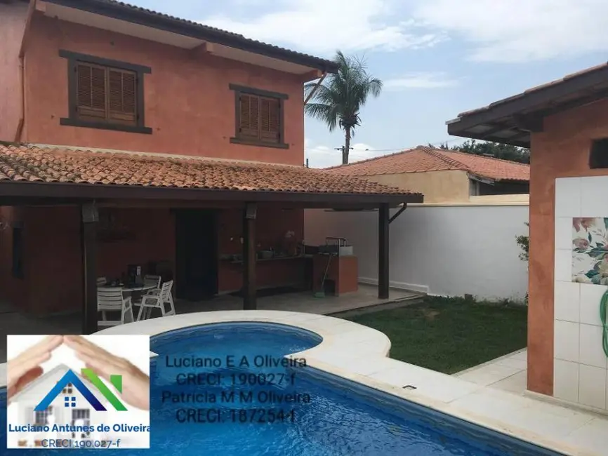 Foto 4 de Sobrado com 3 quartos à venda, 350m2 em Pontal de Santa Marina, Caraguatatuba - SP