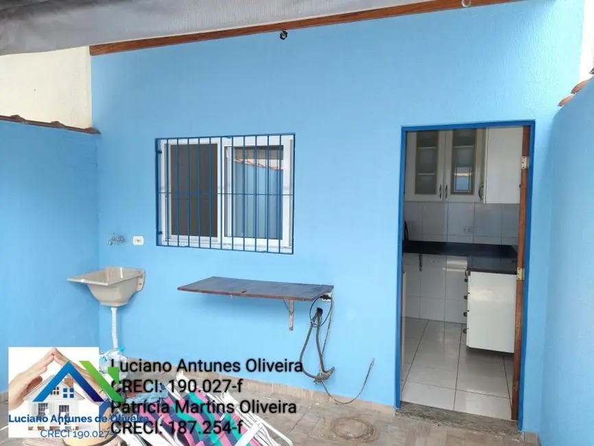 Foto 4 de Sobrado com 3 quartos para alugar, 111m2 em Pontal de Santa Marina, Caraguatatuba - SP