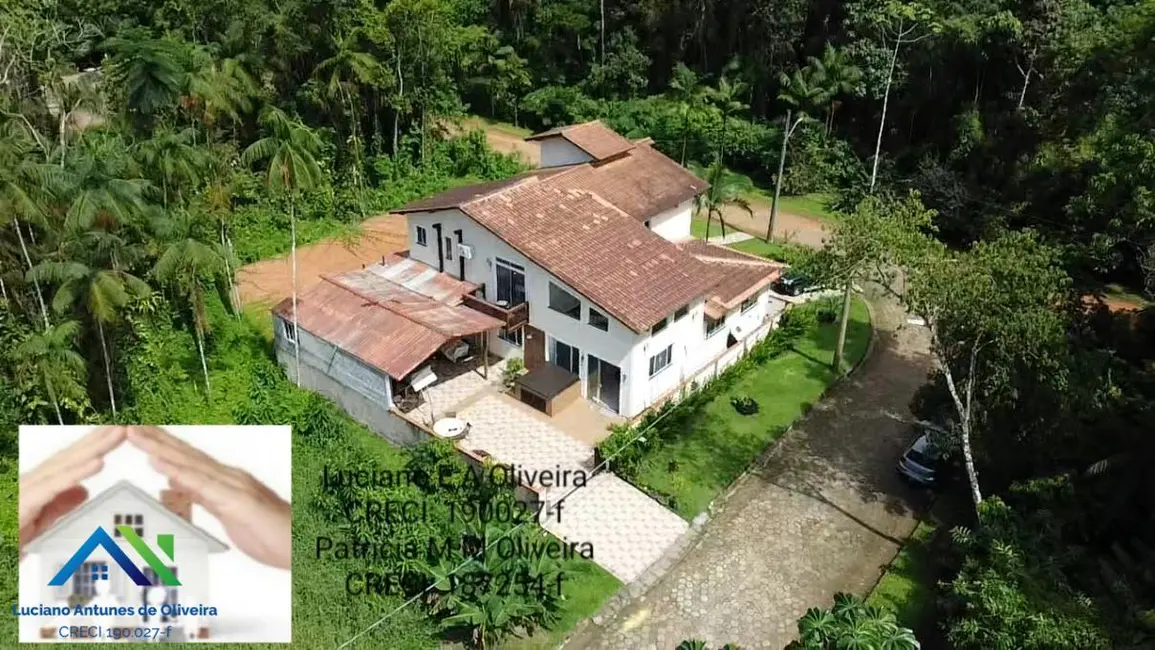 Casa de Condomínio com 4 quartos à venda, 355m2 em Mar Verde II, Caraguatatuba - SP - imagem 4 Foto 4 de Casa de Condomínio com 4 quartos à venda, 355m2 em Mar Verde II, Caraguatatuba - SP