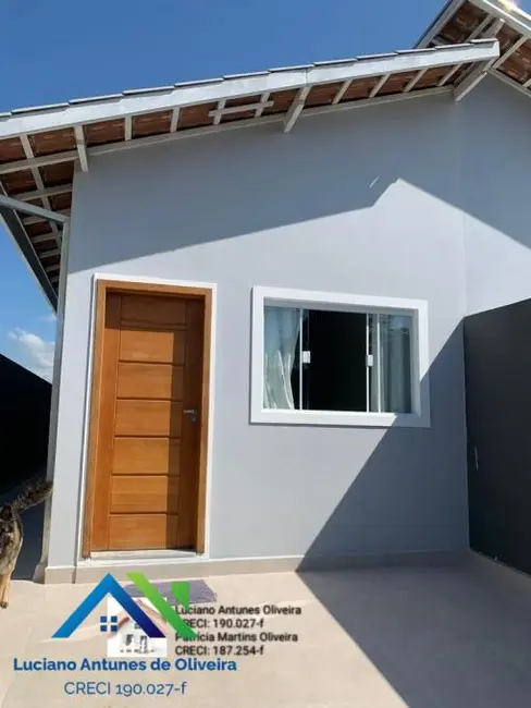 Foto 2 de Casa com 2 quartos à venda, 75m2 em Balneário Mar Azul, Caraguatatuba - SP