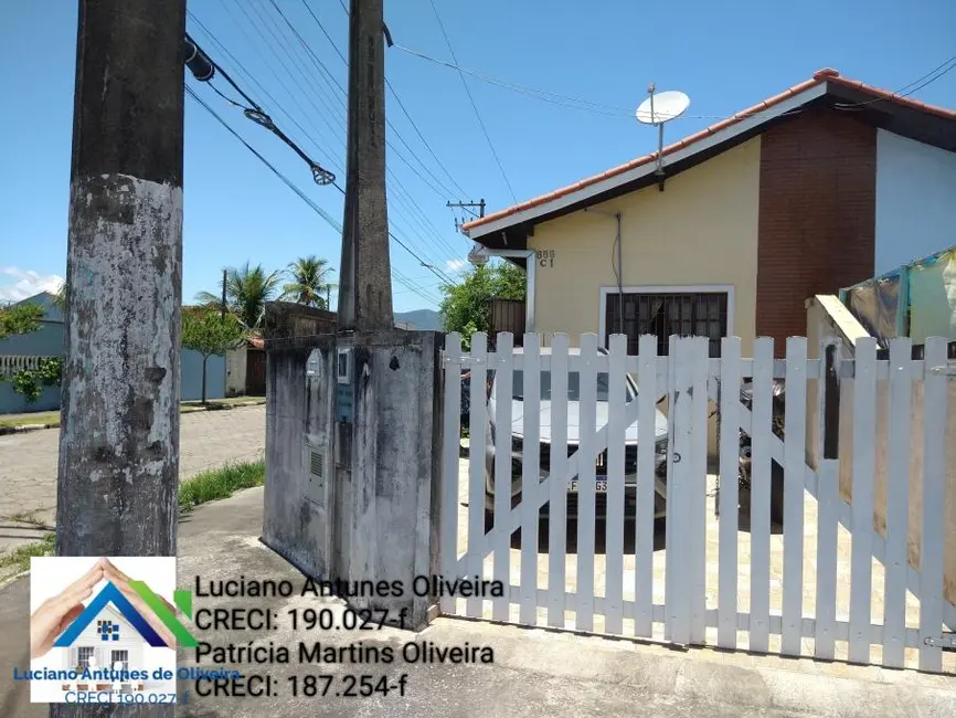 Foto 1 de Casa com 2 quartos à venda, 53m2 em Jardim Brasil, Caraguatatuba - SP