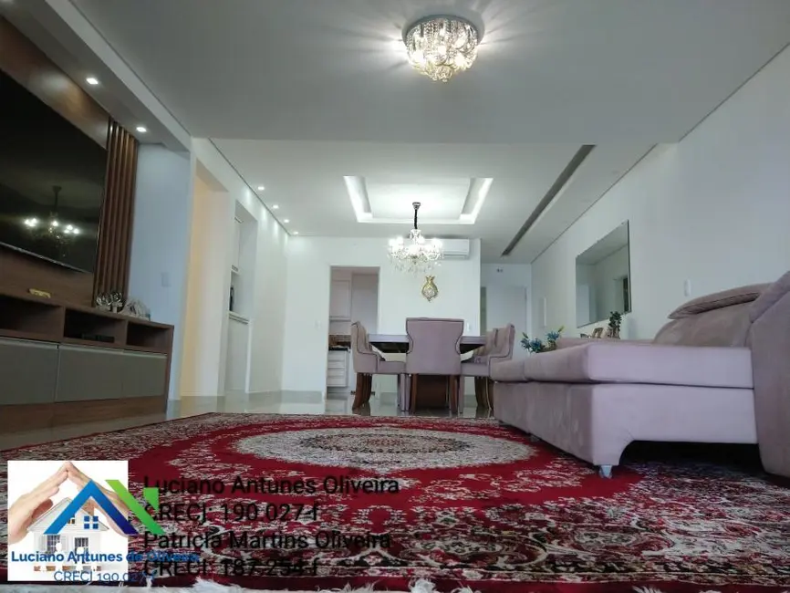 Foto 1 de Apartamento com 3 quartos à venda, 141m2 em Indaiá, Caraguatatuba - SP