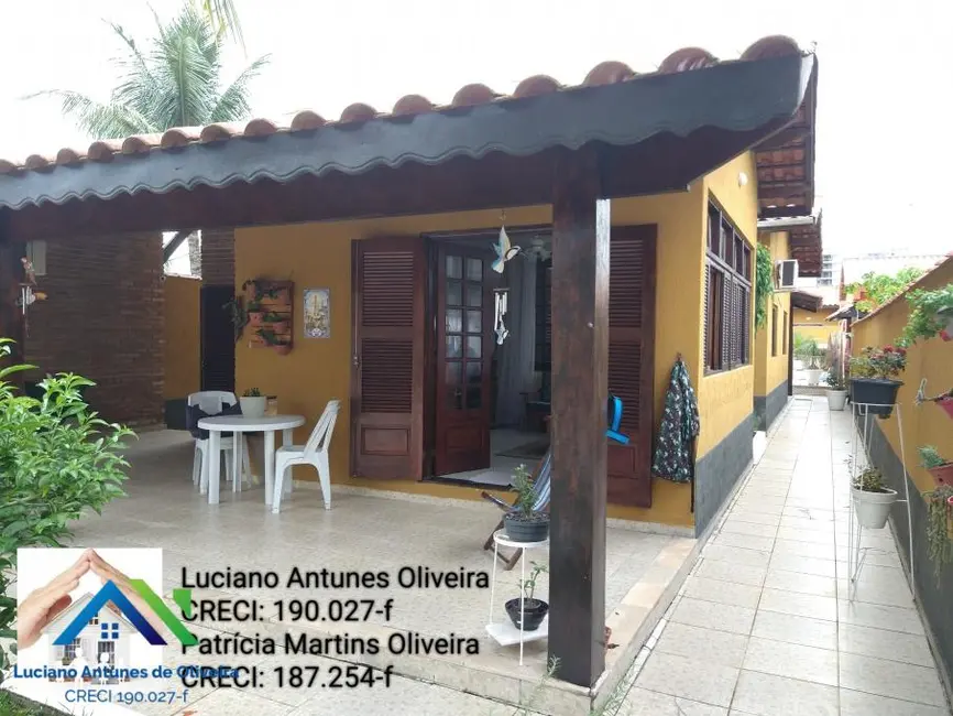 Foto 4 de Casa com 3 quartos à venda, 500m2 em Praia das Palmeiras, Caraguatatuba - SP