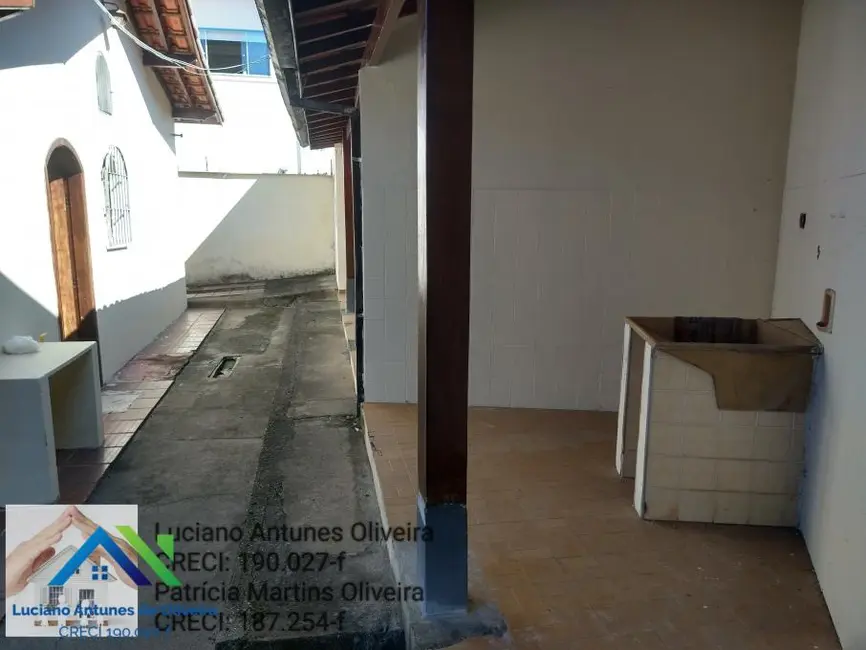Casa com 3 quartos à venda, 210m2 em Jardim Primavera, Caraguatatuba - SP - imagem 8 Foto 8 de Casa com 3 quartos à venda, 210m2 em Jardim Primavera, Caraguatatuba - SP