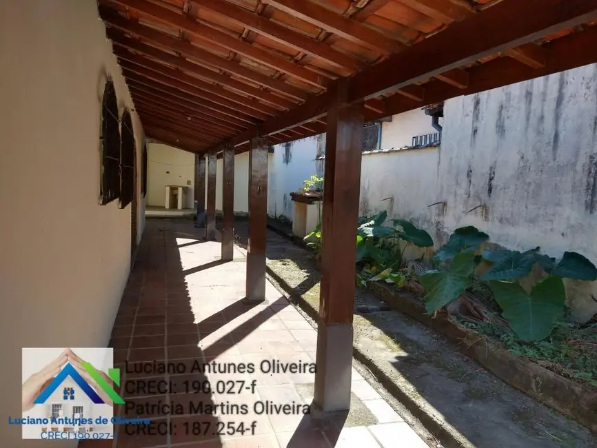 Casa com 3 quartos à venda, 210m2 em Jardim Primavera, Caraguatatuba - SP - imagem 6 Foto 6 de Casa com 3 quartos à venda, 210m2 em Jardim Primavera, Caraguatatuba - SP