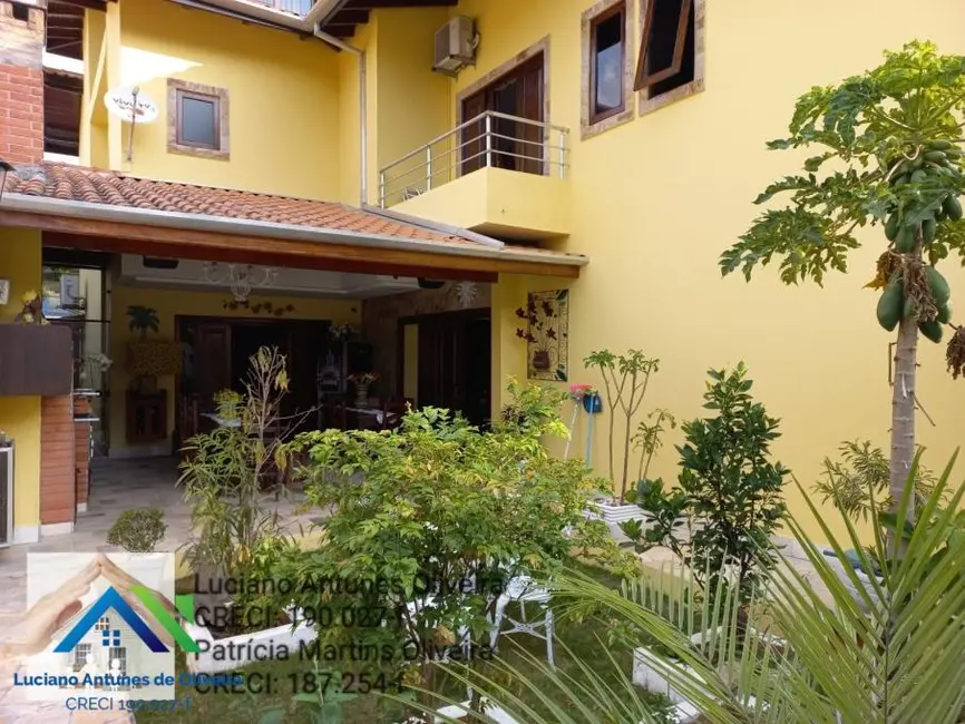 Foto 3 de Casa com 5 quartos à venda, 368m2 em Sao Sebastiao - SP