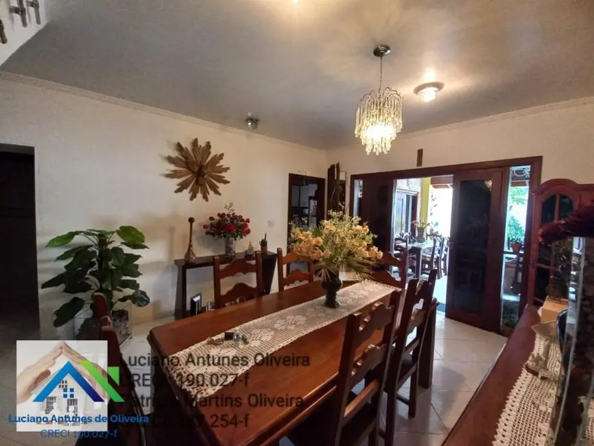 Foto 8 de Casa com 5 quartos à venda, 368m2 em Sao Sebastiao - SP