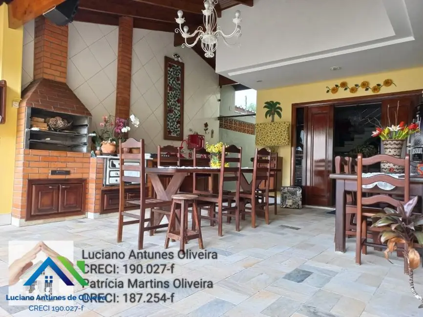 Foto 4 de Casa com 5 quartos à venda, 368m2 em Sao Sebastiao - SP