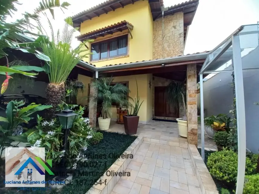 Foto 2 de Casa com 5 quartos à venda, 368m2 em Sao Sebastiao - SP