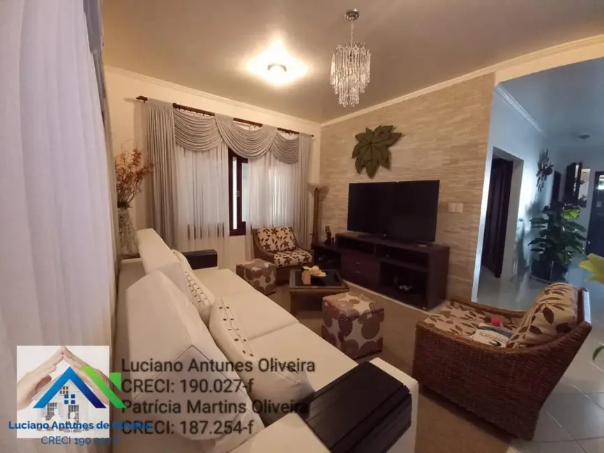 Foto 9 de Casa com 5 quartos à venda, 368m2 em Sao Sebastiao - SP