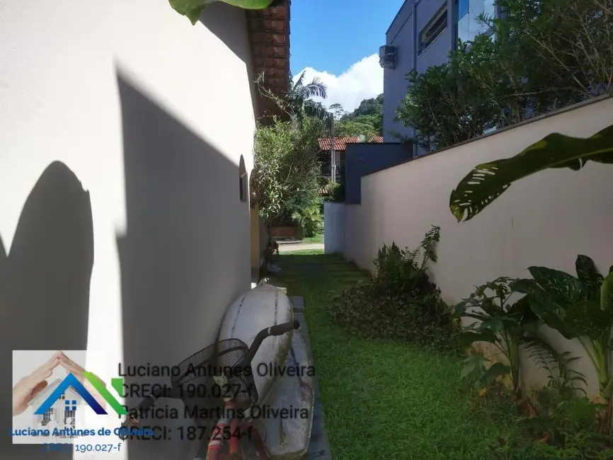 Foto 6 de Casa com 3 quartos à venda, 160m2 em Loteamento Recanto Sandra, Caraguatatuba - SP