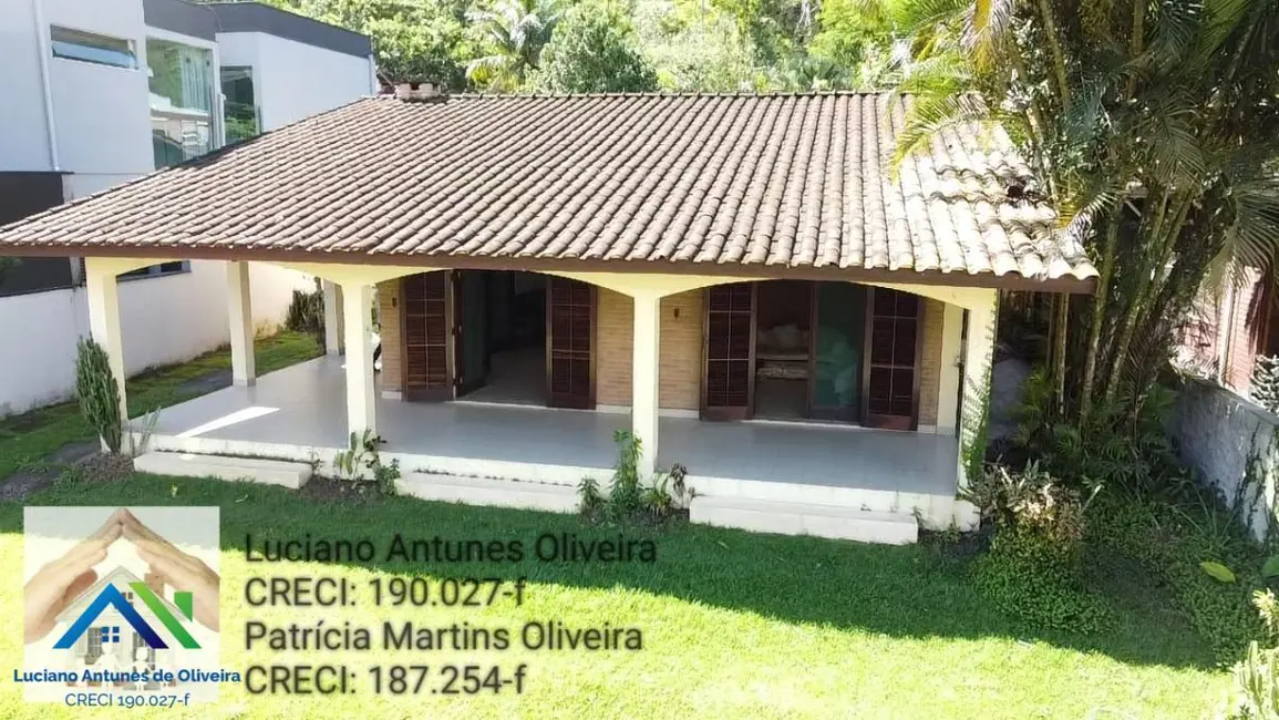 Foto 2 de Casa com 3 quartos à venda, 160m2 em Loteamento Recanto Sandra, Caraguatatuba - SP