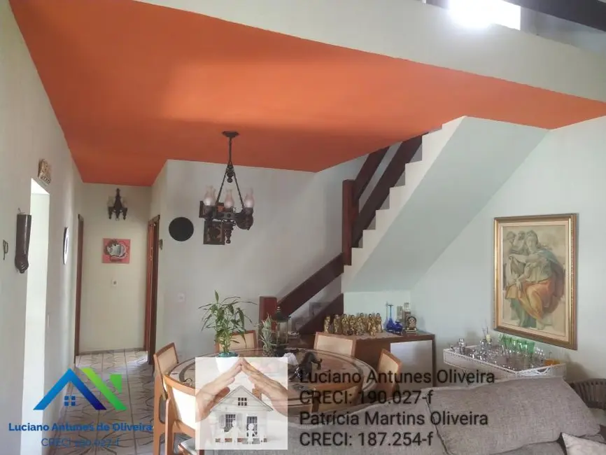 Casa com 3 quartos à venda, 208m2 em Pontal de Santa Marina, Caraguatatuba - SP - imagem 4 Foto 4 de Casa com 3 quartos à venda, 208m2 em Pontal de Santa Marina, Caraguatatuba - SP