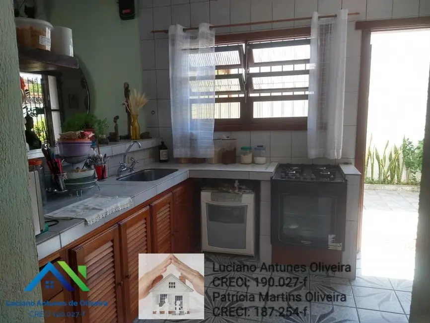 Casa com 3 quartos à venda, 208m2 em Pontal de Santa Marina, Caraguatatuba - SP - imagem 7 Foto 7 de Casa com 3 quartos à venda, 208m2 em Pontal de Santa Marina, Caraguatatuba - SP