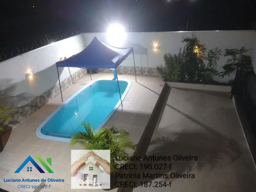 Foto 2 de Sobrado com 4 quartos à venda, 250m2 em Sao Sebastiao - SP