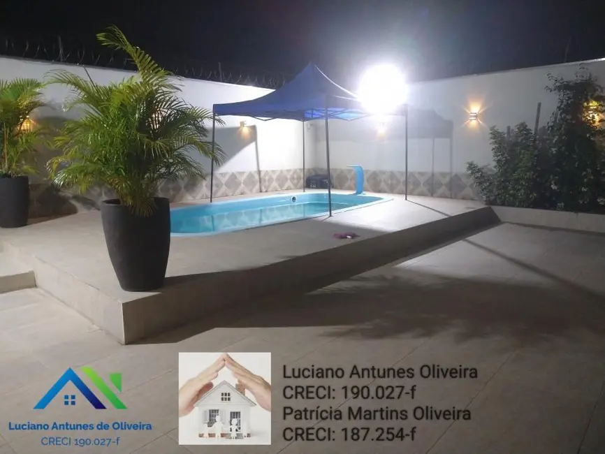 Foto 1 de Sobrado com 4 quartos à venda, 250m2 em Sao Sebastiao - SP