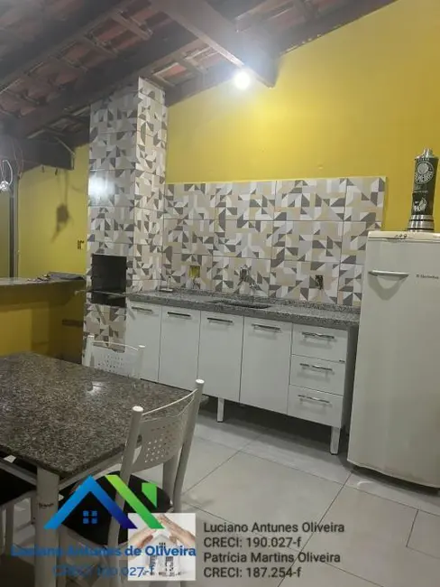 Foto 2 de Sobrado com 3 quartos à venda, 180m2 em Balneário Recanto do Sol, Caraguatatuba - SP