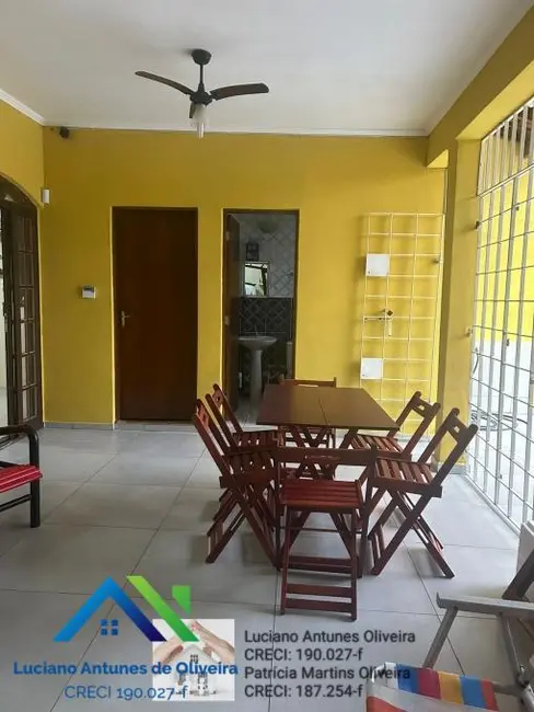 Foto 5 de Sobrado com 3 quartos à venda, 180m2 em Balneário Recanto do Sol, Caraguatatuba - SP