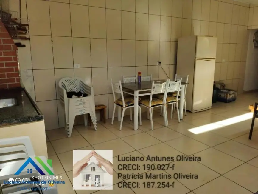 Foto 2 de Casa com 2 quartos à venda, 160m2 em Pontal de Santa Marina, Caraguatatuba - SP