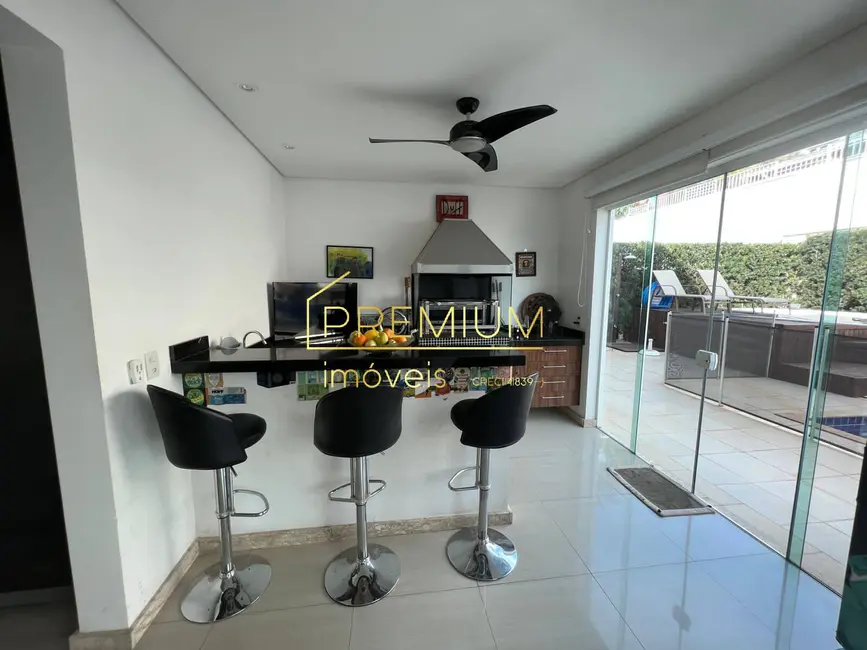 Casa com 3 quartos à venda, 155m2 em Medeiros, Jundiai - SP - imagem 3 Foto 3 de Casa com 3 quartos à venda, 155m2 em Medeiros, Jundiai - SP