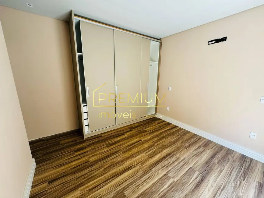 Casa com 3 quartos à venda, 533m2 em Jundiai - SP - imagem 8 Foto 8 de Casa com 3 quartos à venda, 533m2 em Jundiai - SP