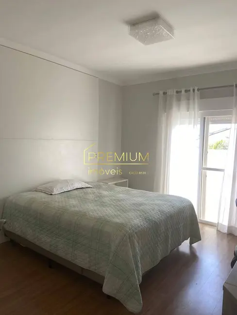 Casa com 4 quartos à venda, 331m2 em Jundiai - SP - imagem 7 Foto 7 de Casa com 4 quartos à venda, 331m2 em Jundiai - SP