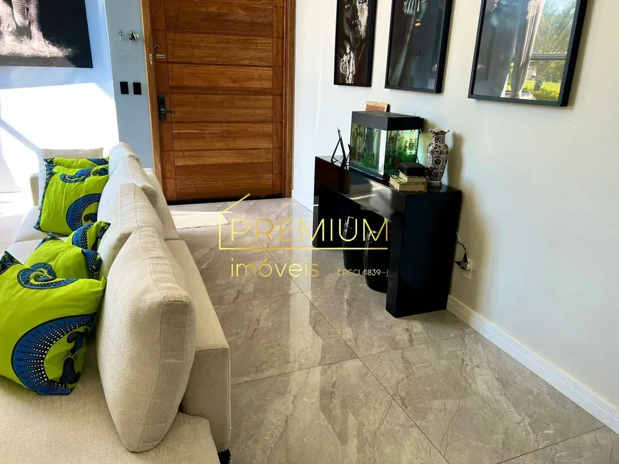 Foto 3 de Casa com 3 quartos à venda, 229m2 em Medeiros, Jundiai - SP