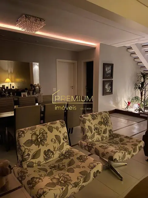 Foto 4 de Casa com 4 quartos à venda, 390m2 em Medeiros, Jundiai - SP