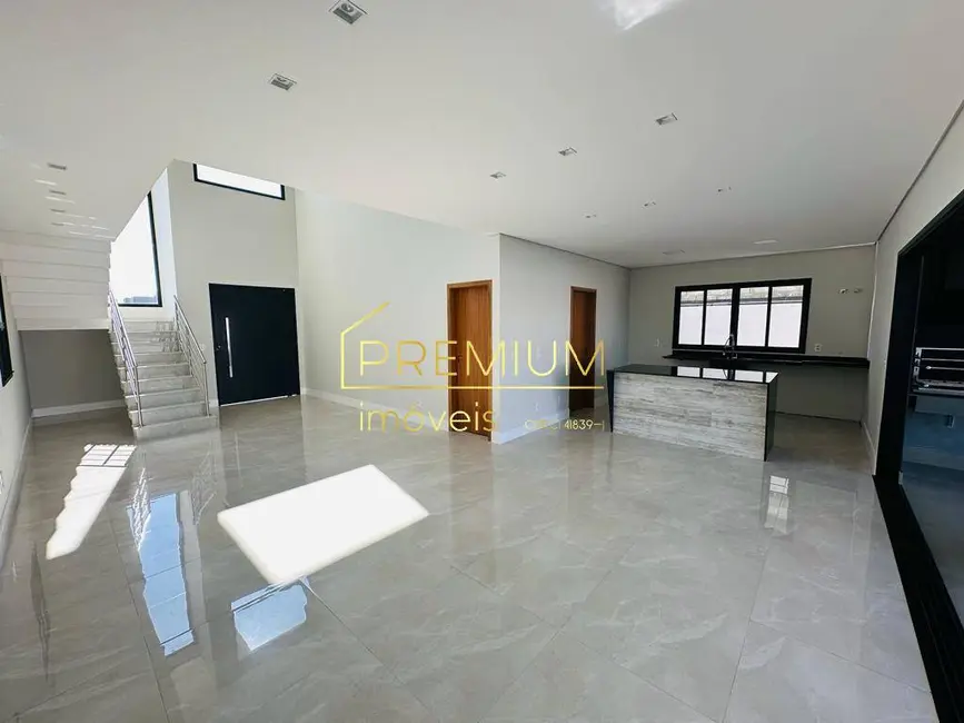 Foto 4 de Casa com 3 quartos à venda, 360m2 em Itupeva - SP