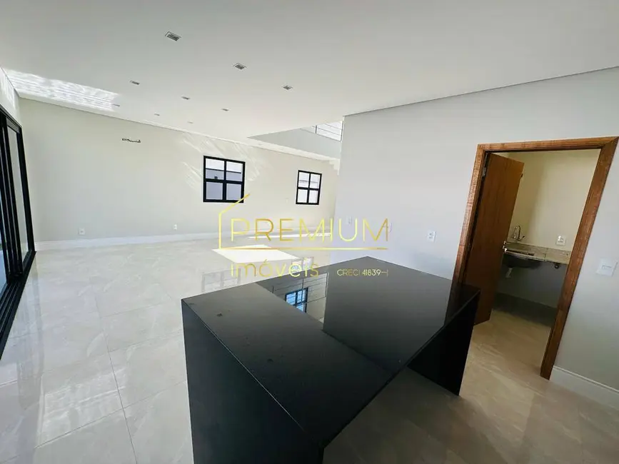 Foto 8 de Casa com 3 quartos à venda, 360m2 em Itupeva - SP