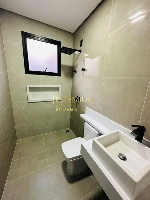 Foto 3 de Casa com 4 quartos à venda, 284m2 em Jundiai - SP