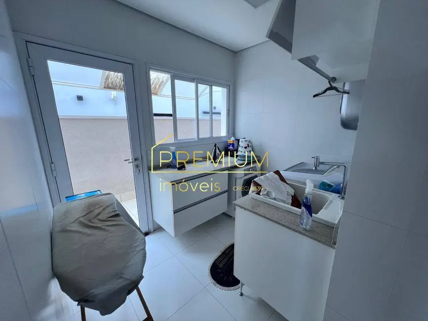 Foto 4 de Casa com 5 quartos à venda, 115m2 em Medeiros, Jundiai - SP