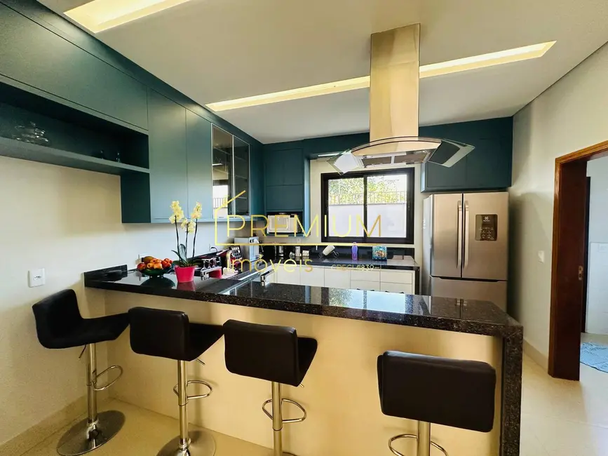 Foto 5 de Casa com 4 quartos à venda, 318m2 em Paulinia - SP