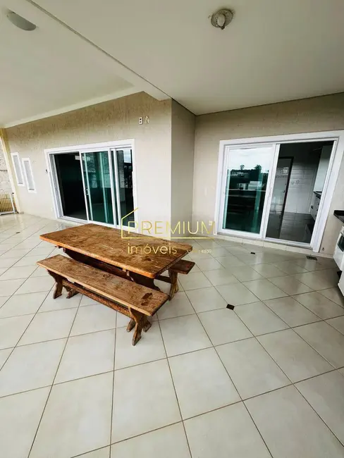 Foto 2 de Casa com 4 quartos à venda e para alugar, 330m2 em Jundiai - SP