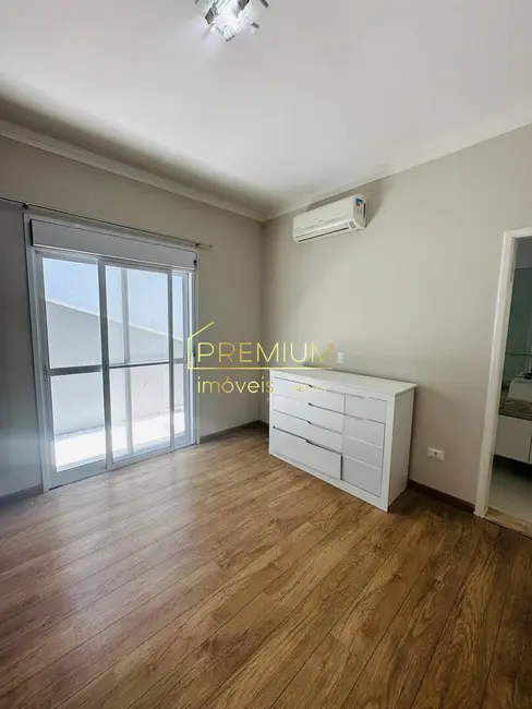 Foto 7 de Casa com 4 quartos à venda, 220m2 em Jundiai - SP