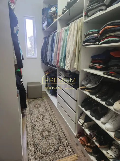 Foto 9 de Casa com 4 quartos à venda, 326m2 em Jundiai - SP