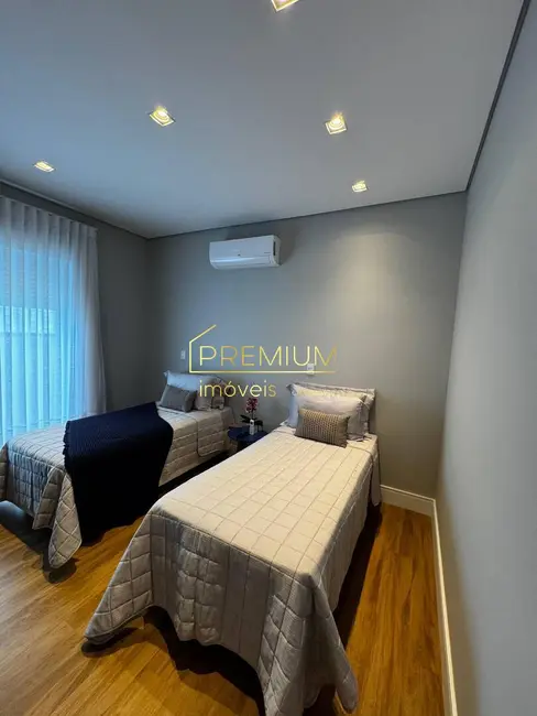 Foto 7 de Casa com 3 quartos à venda, 277m2 em Medeiros, Jundiai - SP