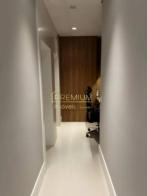 Foto 4 de Casa com 3 quartos à venda, 277m2 em Medeiros, Jundiai - SP