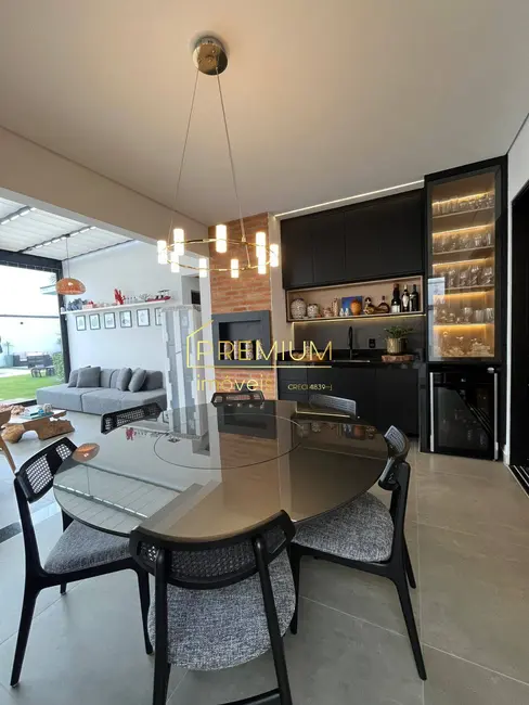 Casa com 3 quartos à venda, 250m2 em Jundiai - SP - imagem 9 Foto 9 de Casa com 3 quartos à venda, 250m2 em Jundiai - SP