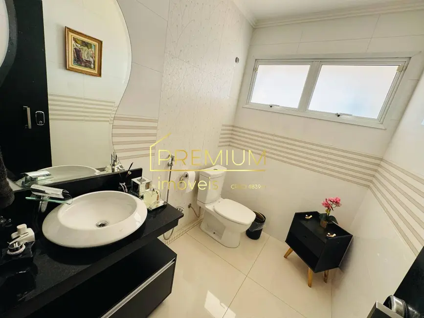 Casa com 3 quartos à venda, 424m2 em Jundiai - SP - imagem 8 Foto 8 de Casa com 3 quartos à venda, 424m2 em Jundiai - SP
