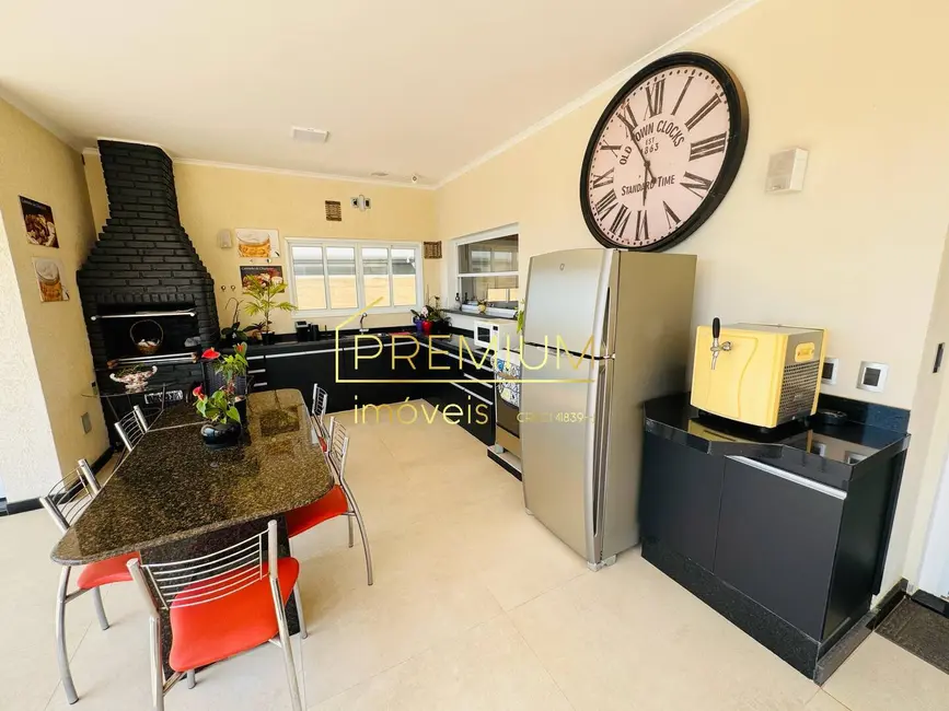 Casa com 3 quartos à venda, 424m2 em Jundiai - SP - imagem 9 Foto 9 de Casa com 3 quartos à venda, 424m2 em Jundiai - SP