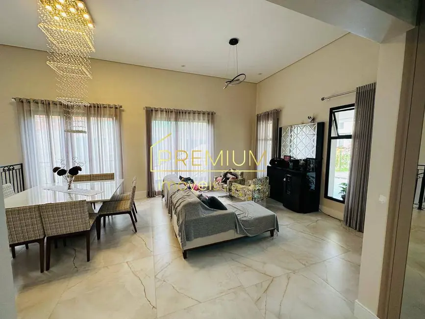 Foto 9 de Casa com 4 quartos à venda, 351m2 em Jundiai - SP