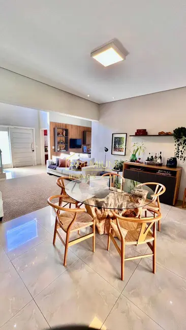 Foto 4 de Casa com 3 quartos à venda, 267m2 em Jundiai - SP