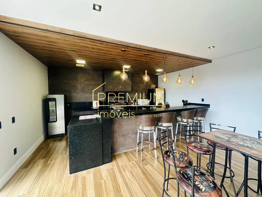 Foto 4 de Casa com 3 quartos à venda, 390m2 em Jundiai - SP