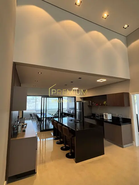 Foto 6 de Casa com 3 quartos à venda, 298m2 em Medeiros, Jundiai - SP