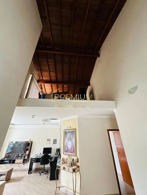 Foto 3 de Casa com 3 quartos à venda, 346m2 em Jundiai - SP