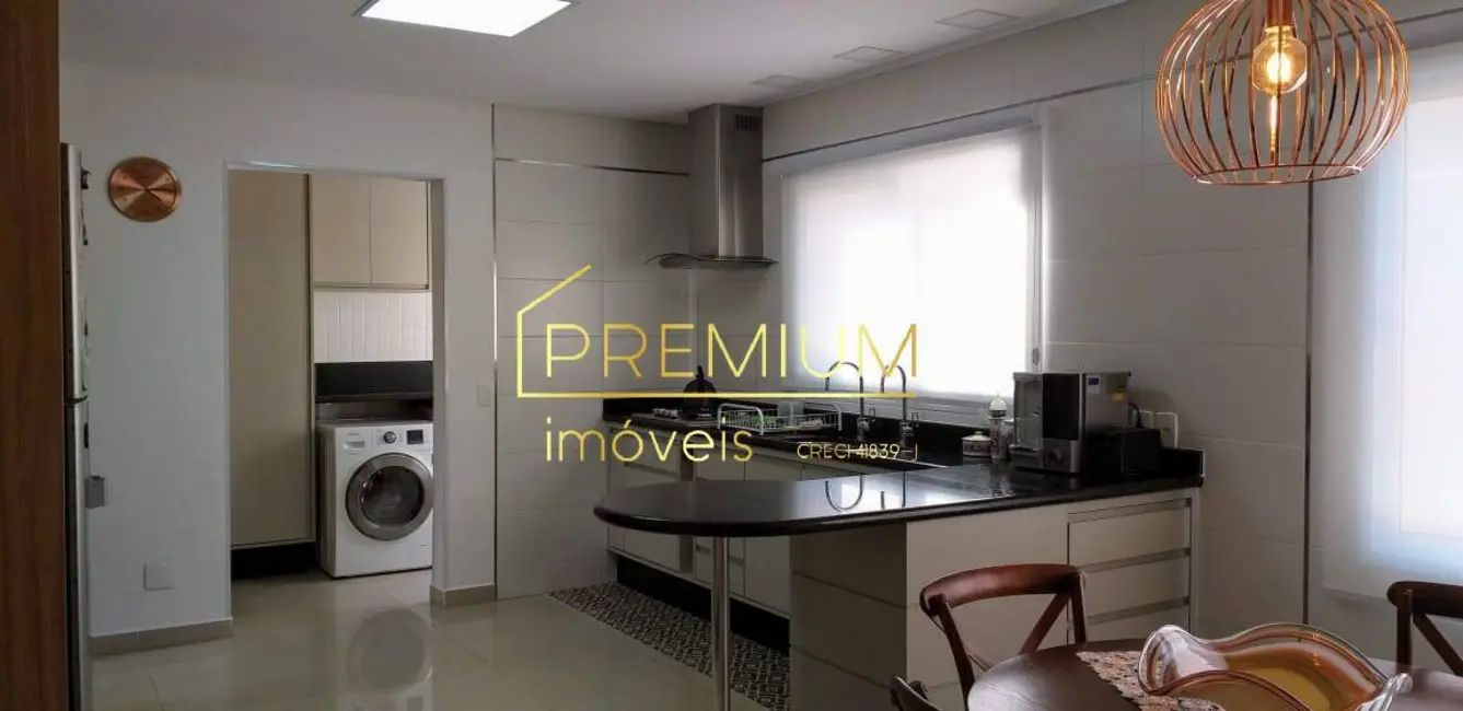Foto 2 de Casa com 3 quartos à venda, 300m2 em Engordadouro, Jundiai - SP