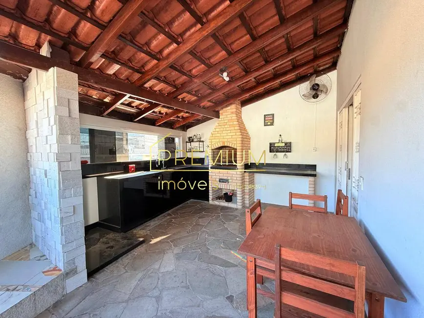 Foto 3 de Casa com 4 quartos à venda, 110m2 em Jardim Tarumã, Jundiai - SP