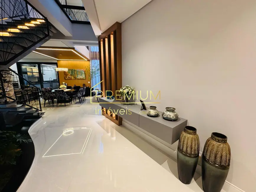 Casa com 3 quartos à venda, 338m2 em Jundiai - SP - imagem 5 Foto 5 de Casa com 3 quartos à venda, 338m2 em Jundiai - SP